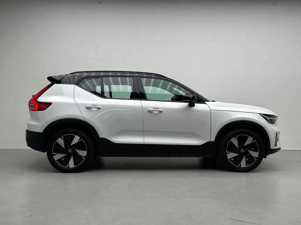 Volvo XC40 P6 ReCharge Plus 5d