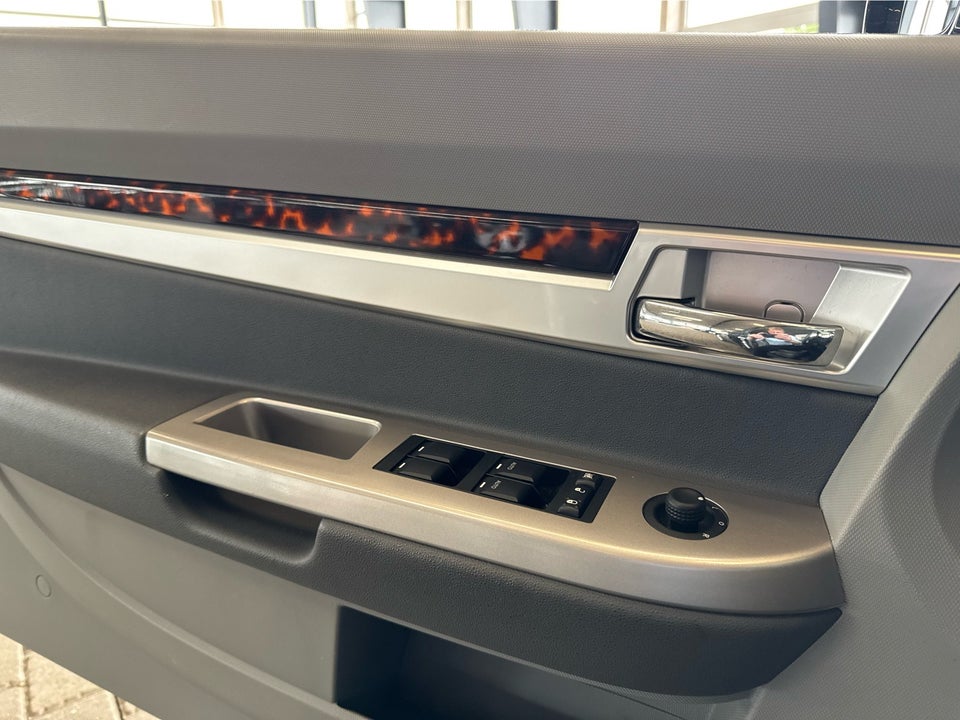 Chrysler Sebring 2,7 Convertible Limited aut. 2d