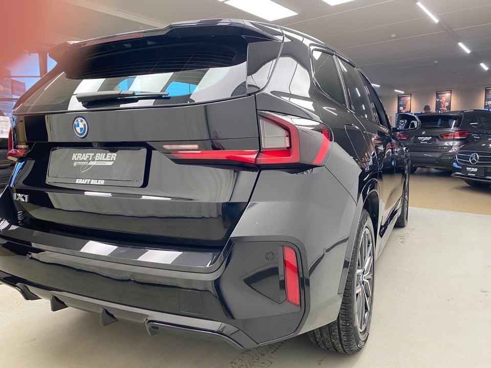 BMW iX1 eDrive20 M-Sport 5d