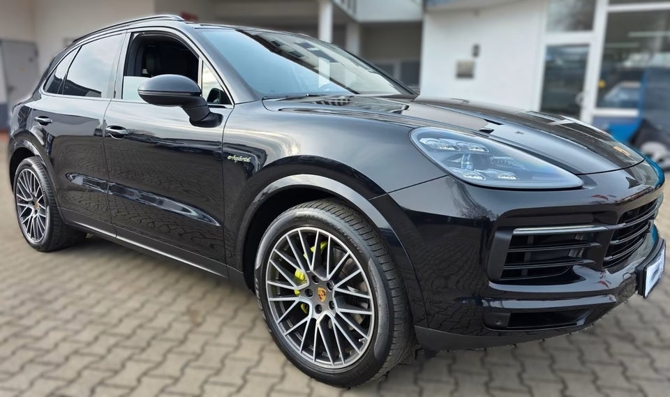 Porsche Cayenne 3,0 E-Hybrid Tiptr. 5d