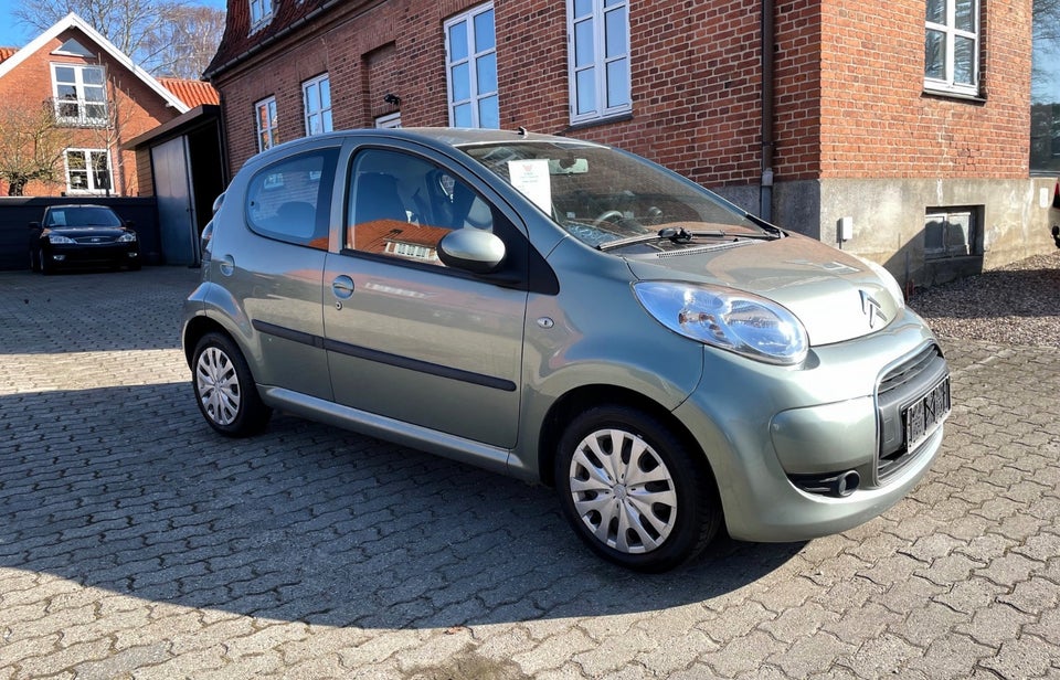 Citroën C1 1,0i Attraction 5d