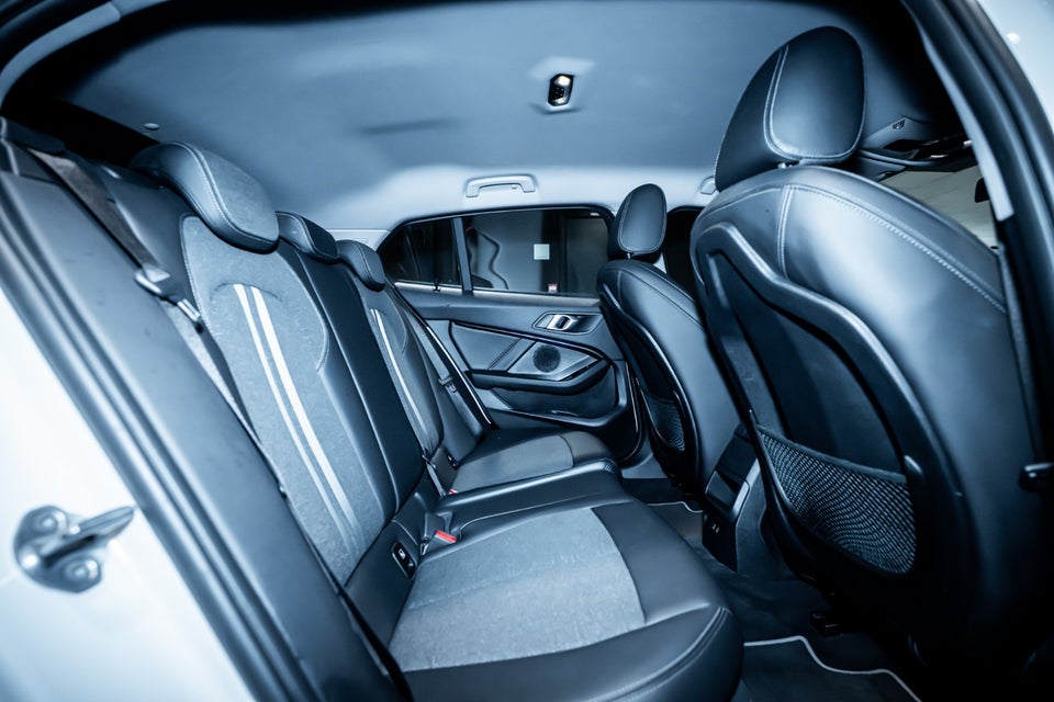 BMW 118i 1,5 Sport Line aut. 5d