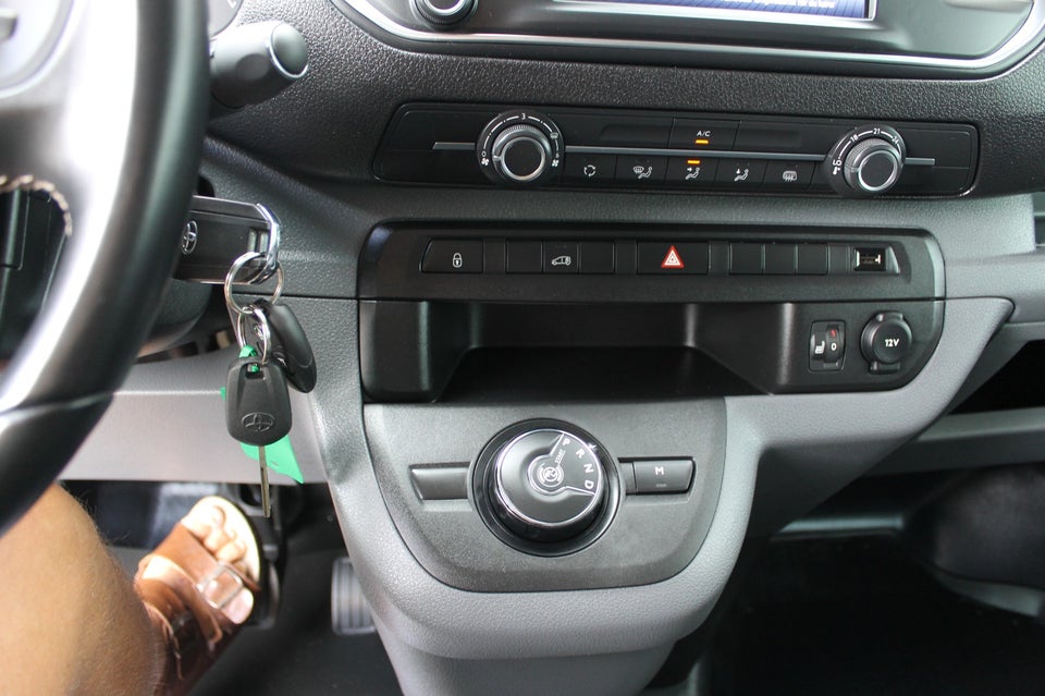 Toyota ProAce 2,0 D 177 Long Comfort Master aut. 6d