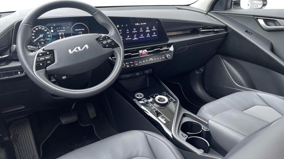 Kia Niro 64 EV Prestige 5d