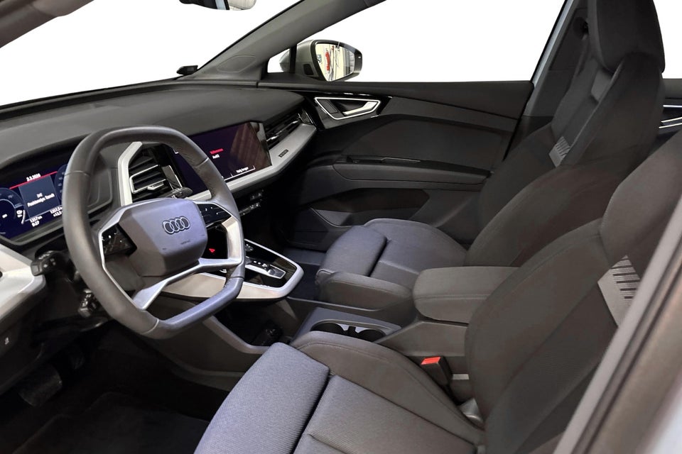 Audi Q4 e-tron 45 S-line 5d