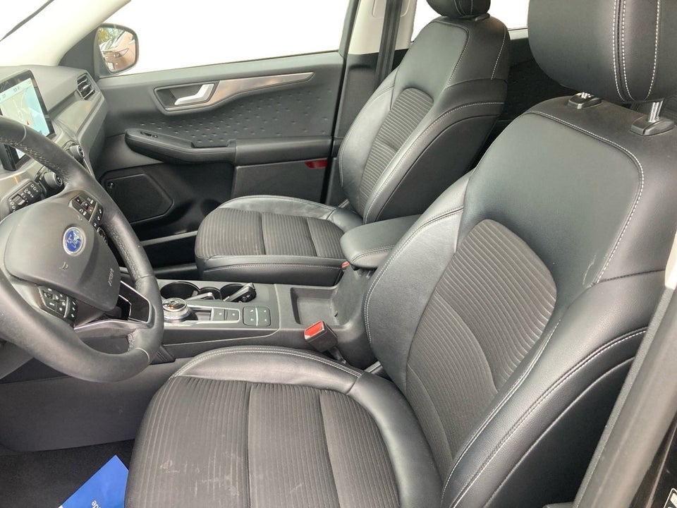 Ford Kuga 2,5 PHEV Titanium X CVT 5d