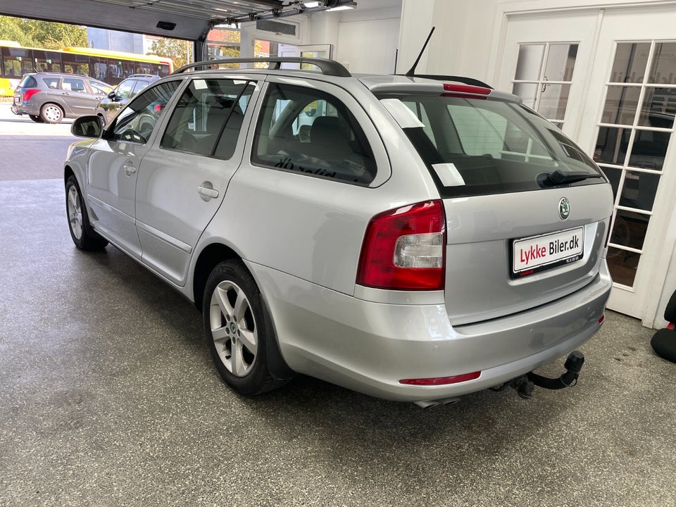 Skoda Octavia 1,4 TSi 122 Elegance Combi GreenT 5d