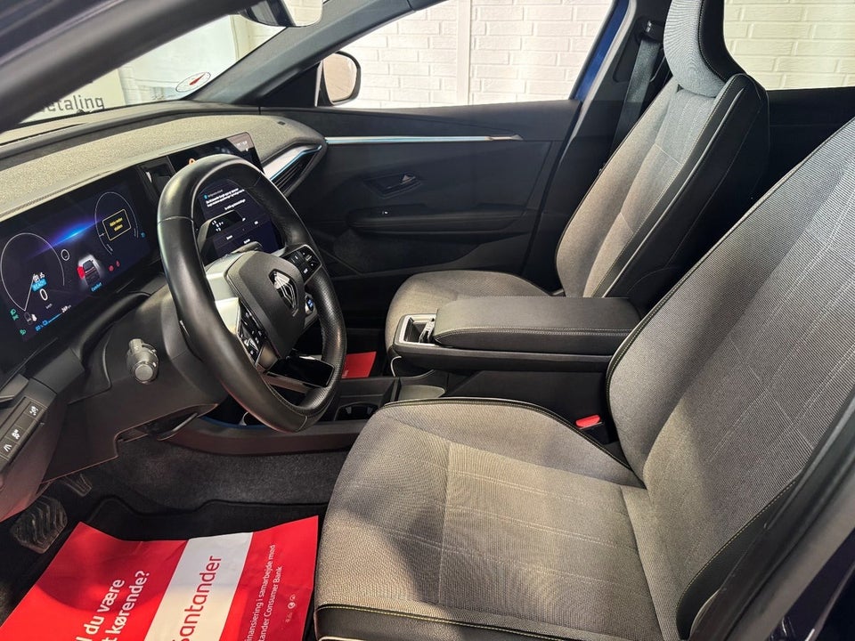 Renault Megane E-Tech 60 Techno 5d