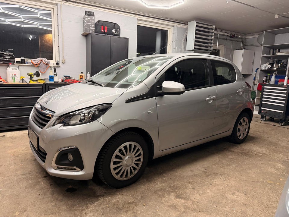 Peugeot 108 1,0 e-VTi 72 Allure+ 5d
