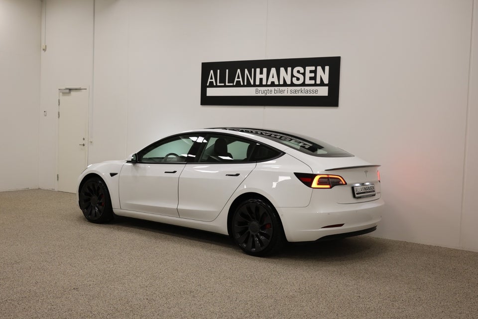 Tesla Model 3 Performance AWD 4d