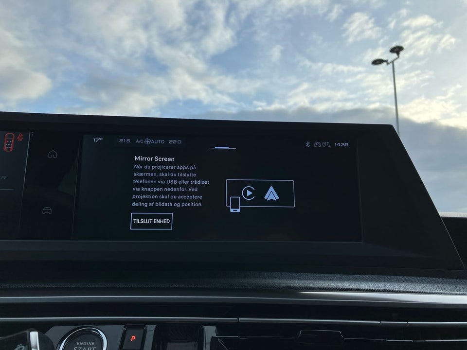 Peugeot e-5008 77 Allure 7prs 5d