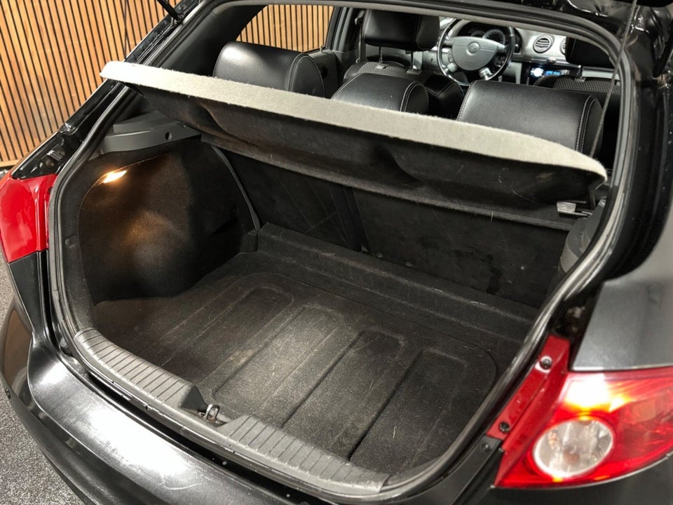 Chevrolet Lacetti 1,6 Classic 5d