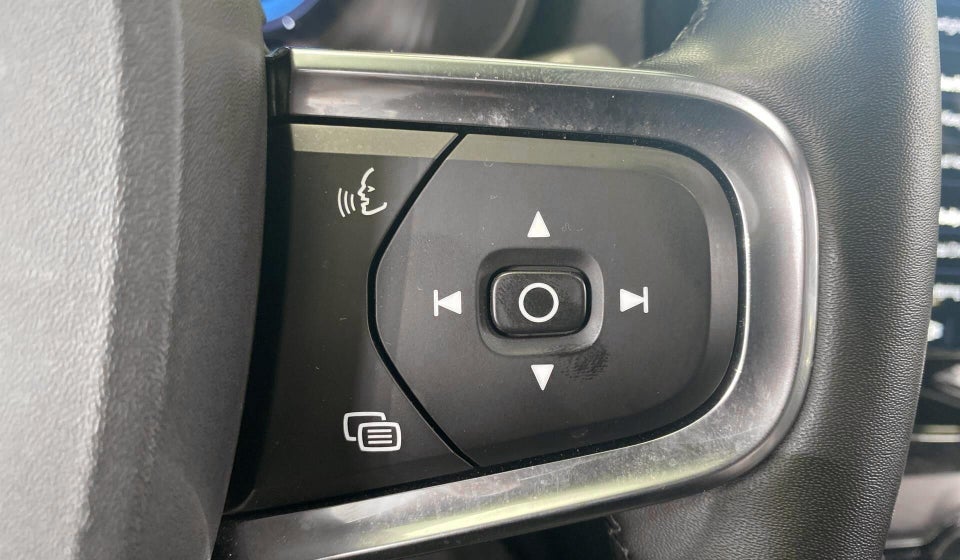 Volvo XC40 P6 ReCharge Core 5d