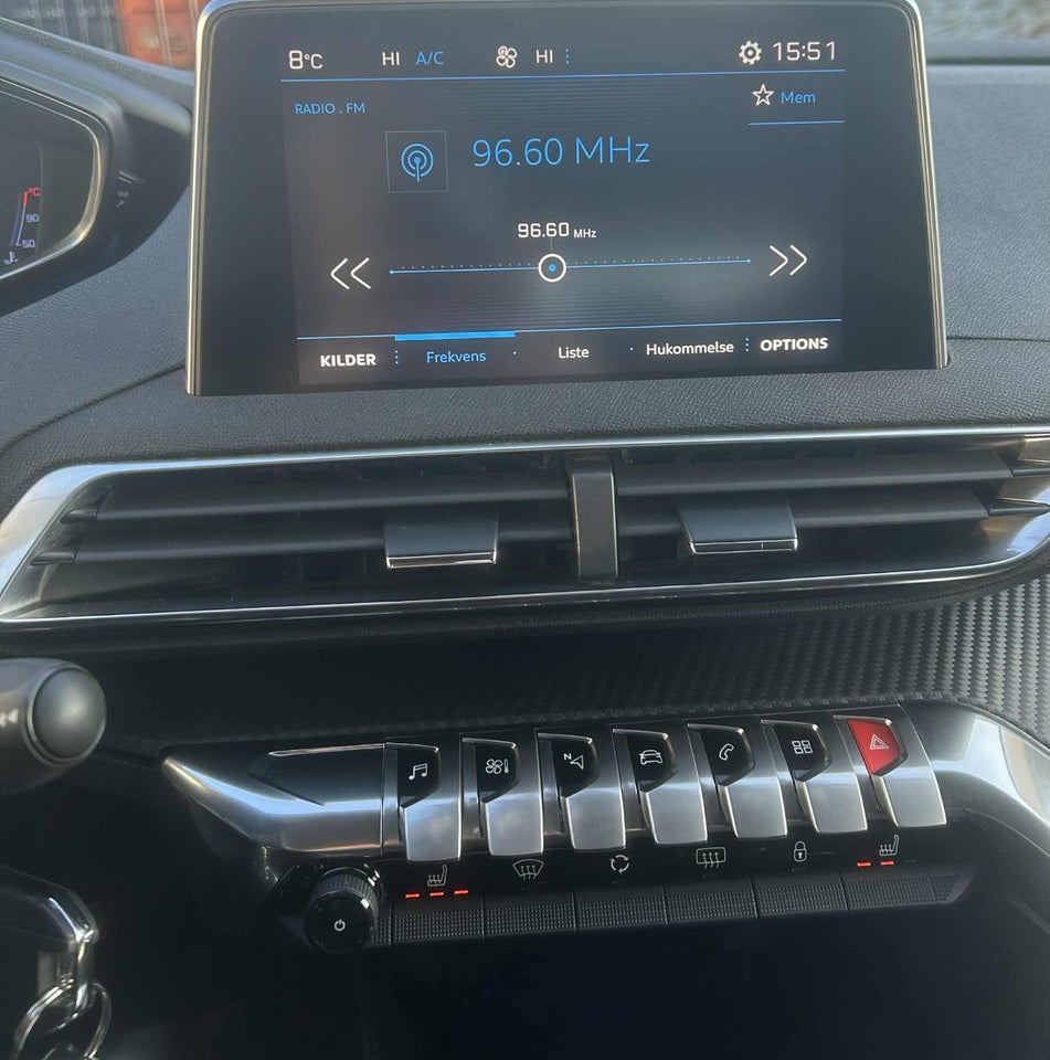 Peugeot 3008 1,2 e-THP 130 Active 5d