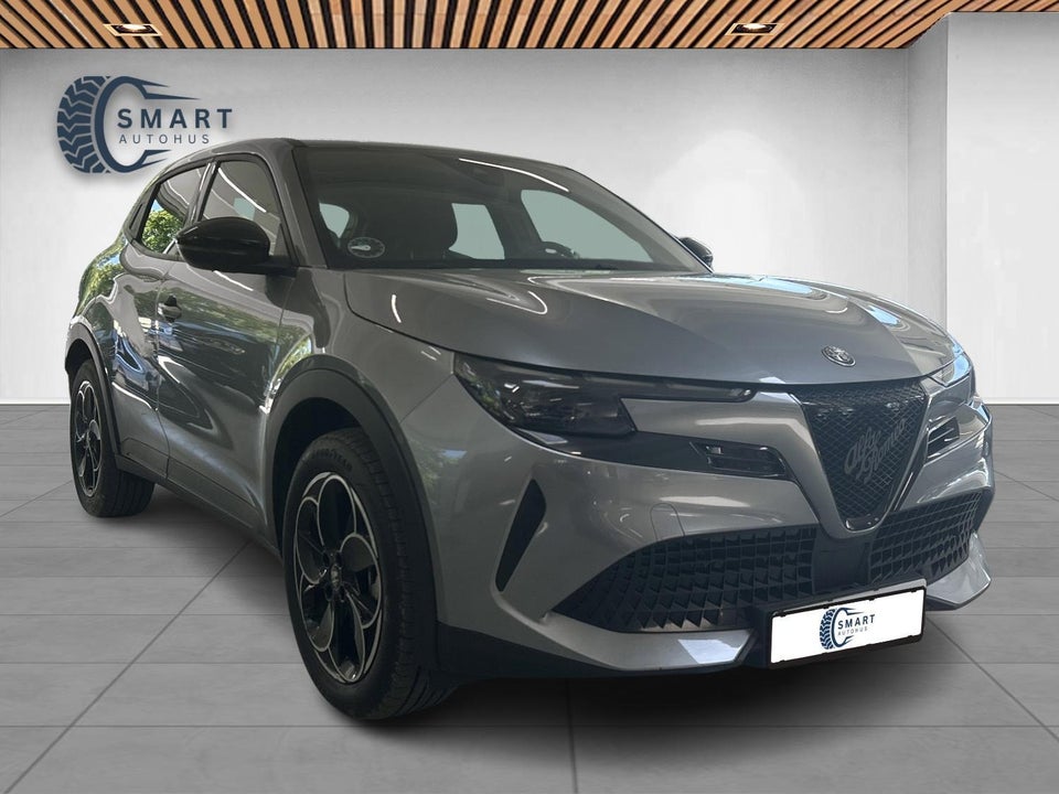 Alfa Romeo Junior Elettrica Core 5d