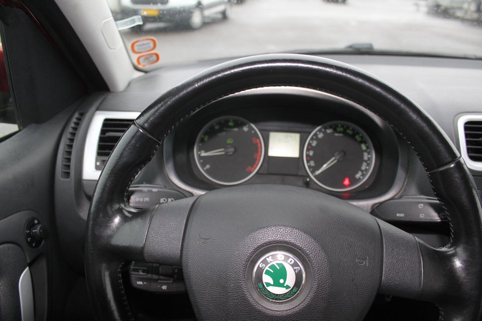 Skoda Roomster 1,6 16V Comfort 5d