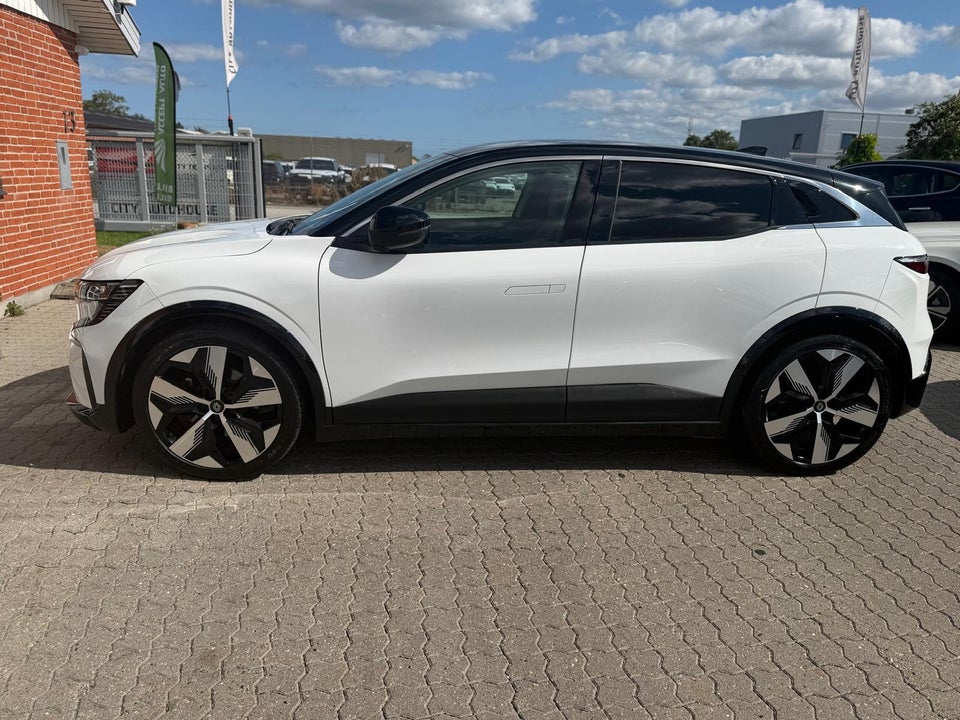 Renault Megane E-Tech 60 Techno 5d