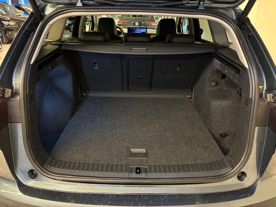 Skoda Enyaq 80 iV Suite 5d