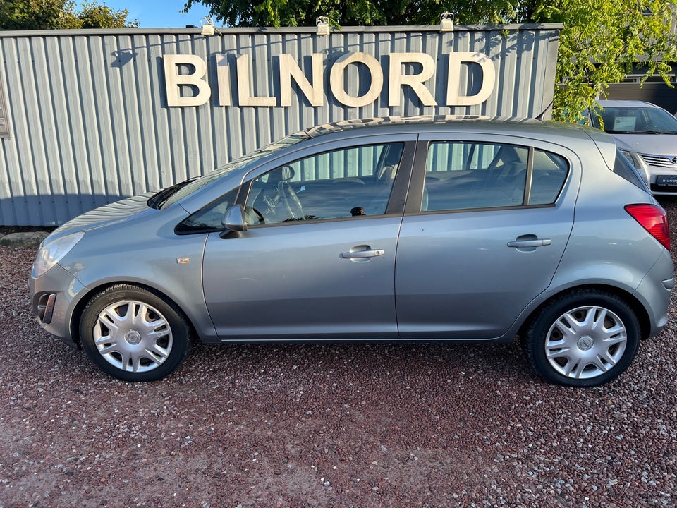 Opel Corsa 1,4 16V Cosmo 5d