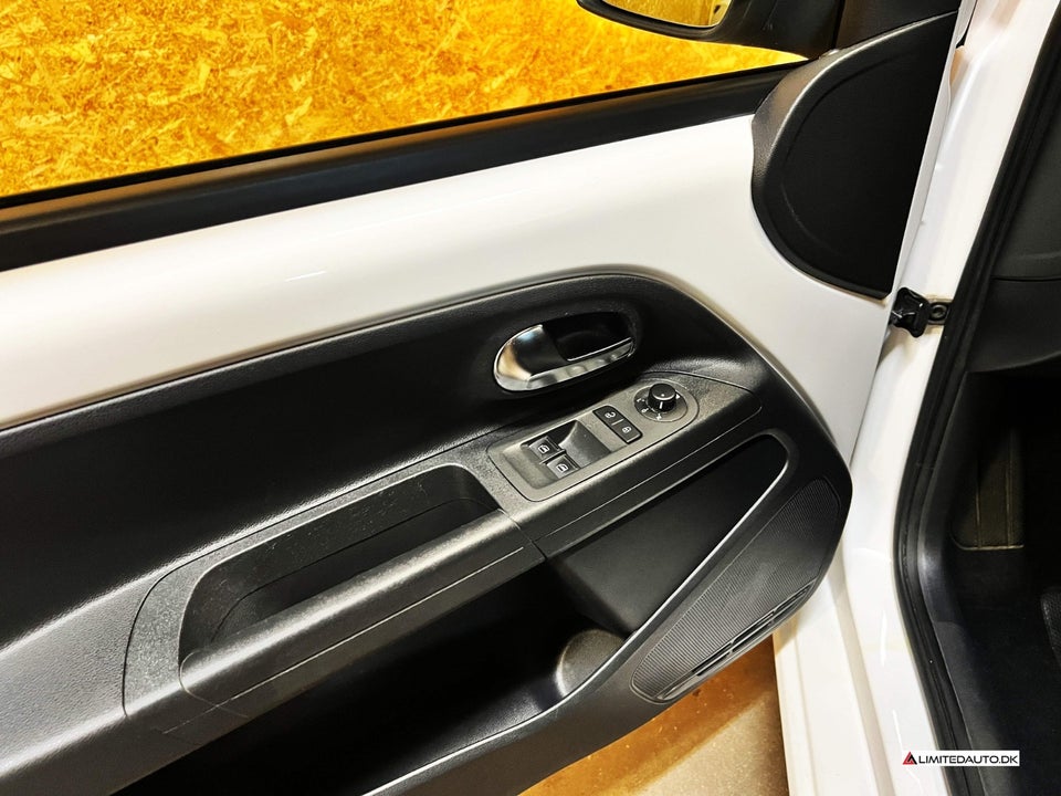 VW Up! 1,0 60 Move Up! BMT 5d