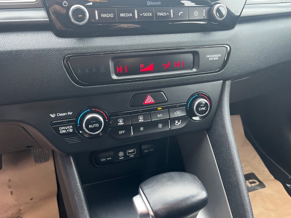 Kia Niro 1,6 HEV Vision DCT 5d