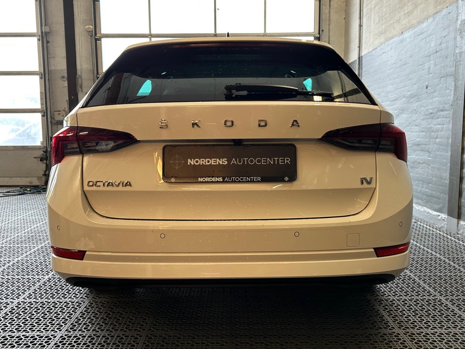 Skoda Octavia 1,4 TSi iV Plus Combi DSG 5d