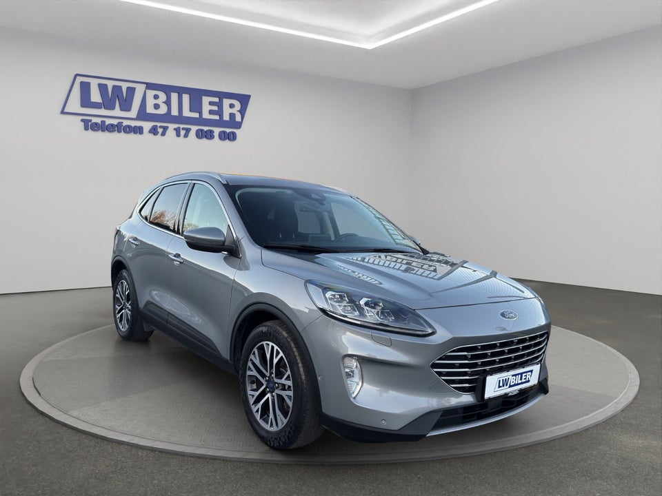 Ford Kuga 2,5 PHEV Titanium CVT 5d