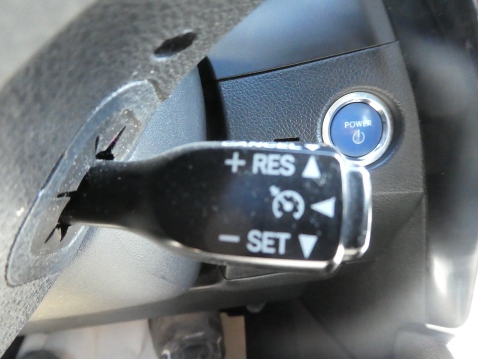 Toyota Auris 1,8 Hybrid H2 Comfort Touring Sports CVT 5d