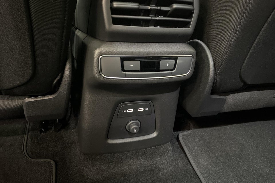 Audi Q4 e-tron 45 Progress 5d