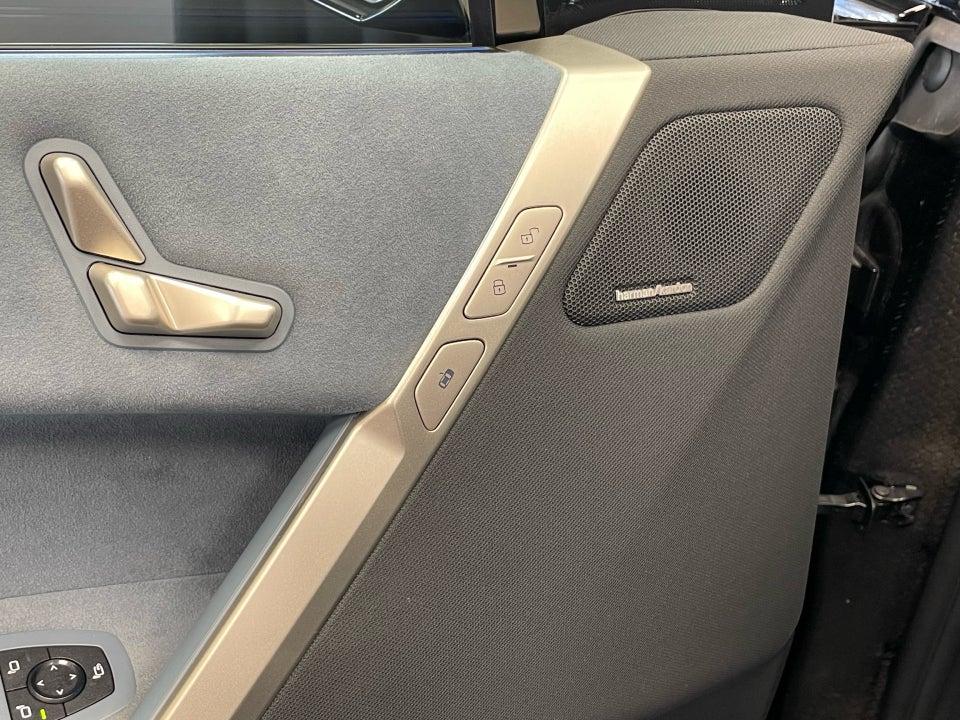 BMW iX xDrive50 Supercharged 5d