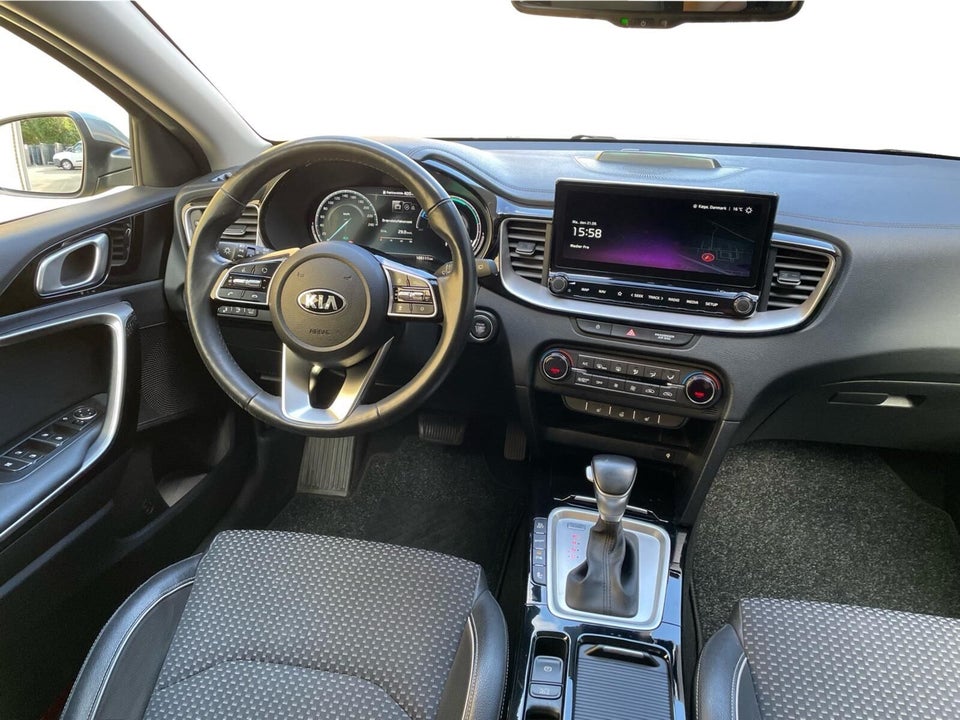 Kia Ceed 1,6 PHEV Upgrade Intro SW DCT 5d