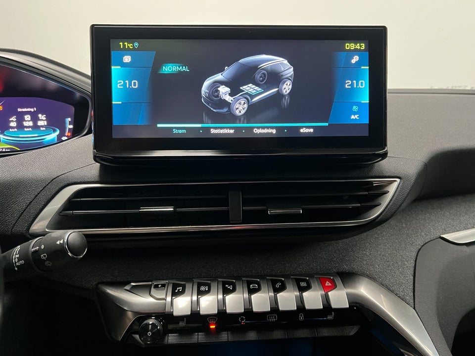 Peugeot 3008 1,6 Hybrid Allure Pack Limited EAT8 5d