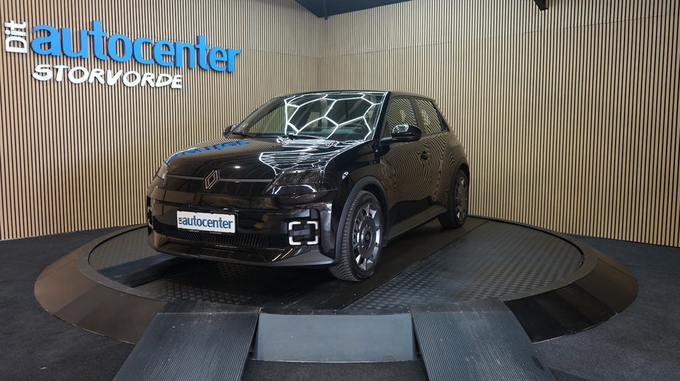 Renault 5 E-Tech 40 Evolution 5d