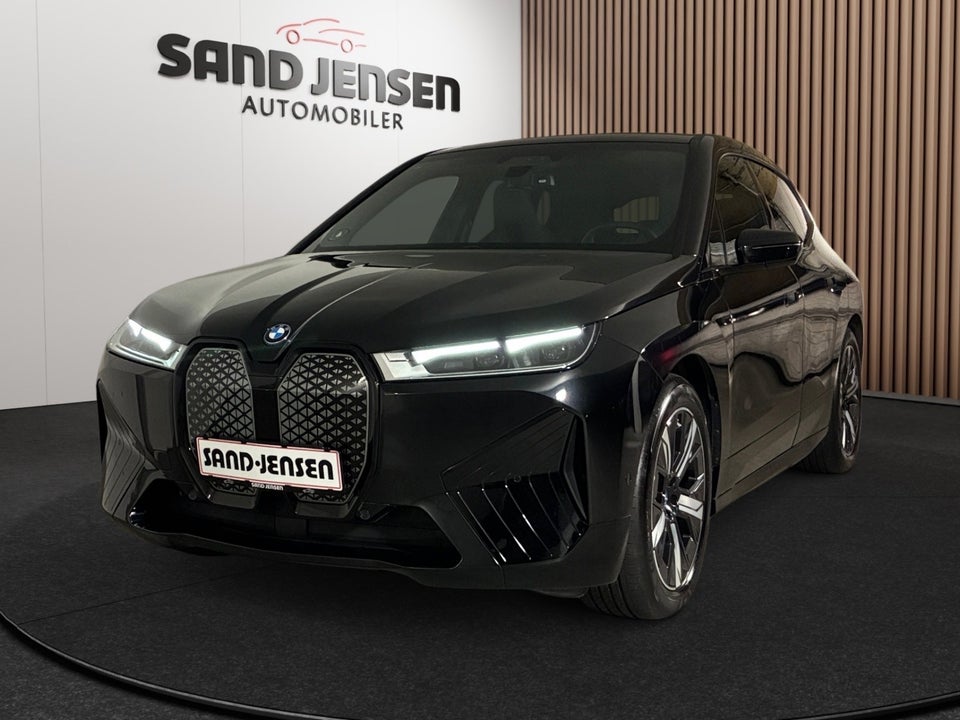 BMW iX xDrive50 M-Sport 5d