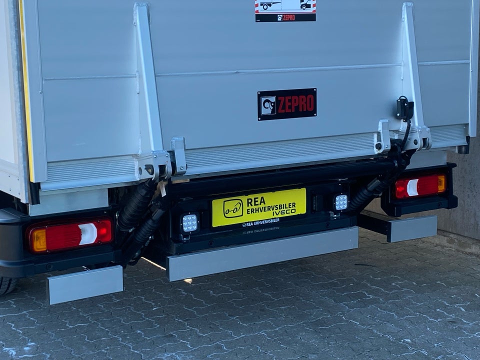 Iveco Daily 3,0 35S18 4100mm Alukasse m/lift AG8