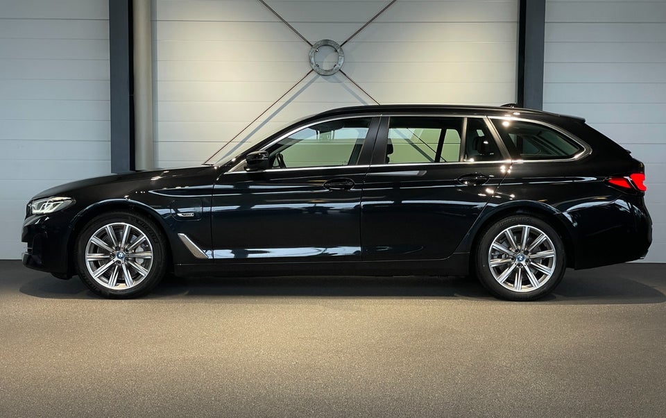 BMW 530e 2,0 Touring Sport Line aut. 5d