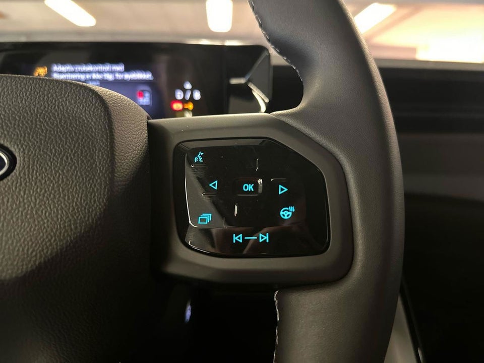 Ford Explorer 84 Premium Extended Range AWD 5d