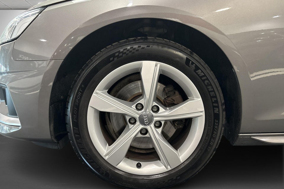 Audi A4 40 TFSi Advanced Prestige Tour plus Avant S-tr. 5d