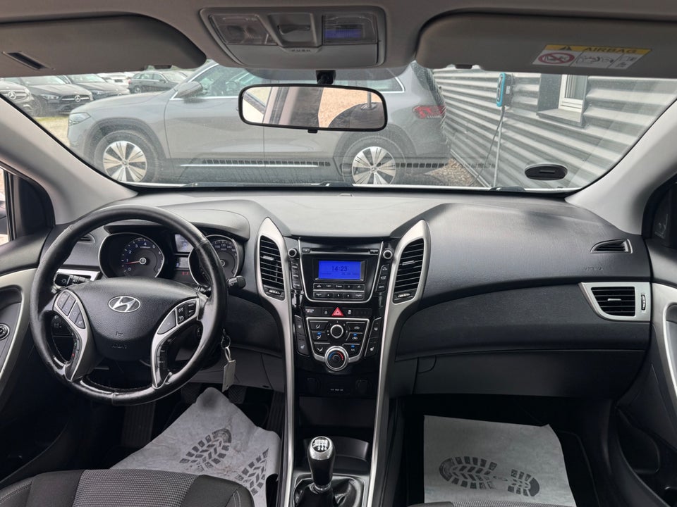 Hyundai i30 1,6 GDi Comfort Eco 5d