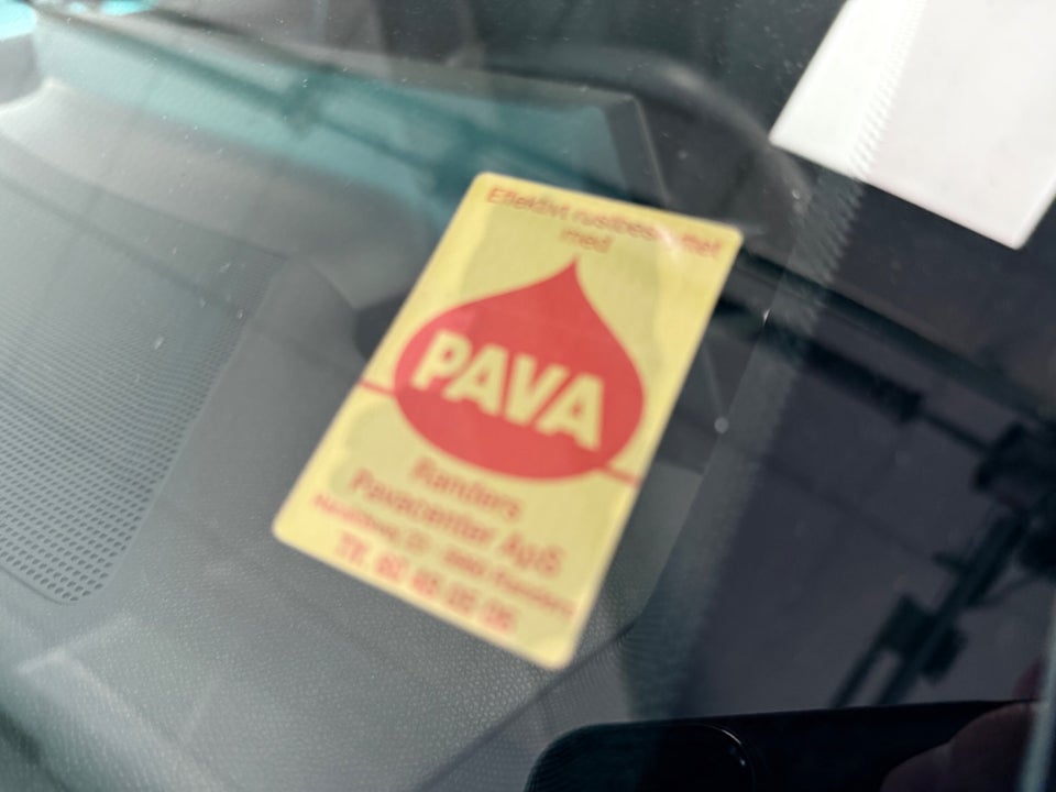 Peugeot e-3008 77 GT Pack 5d