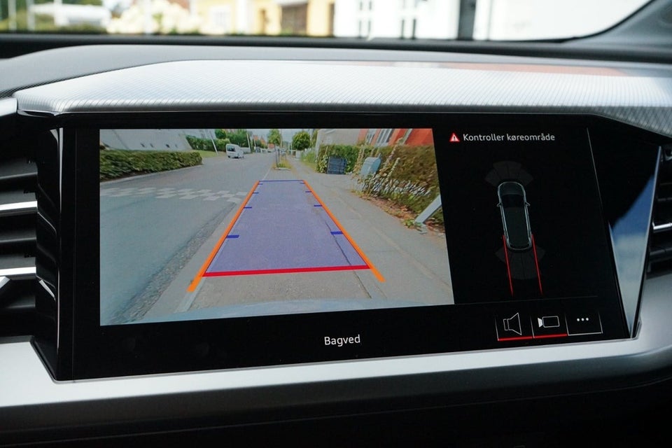 Audi Q4 e-tron 45 S-line 5d