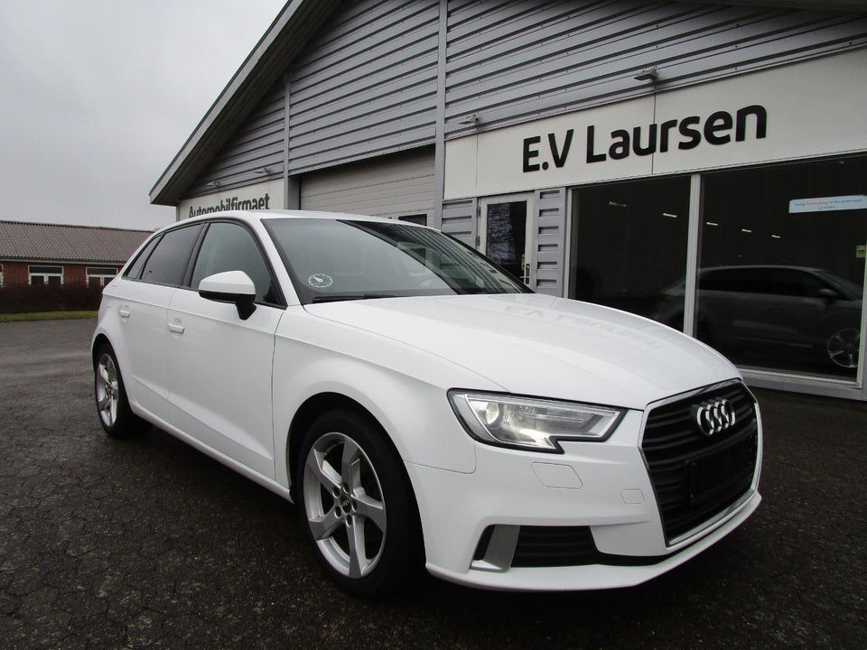 Audi A3 1,0 TFSi 116 Sport Sportback 5d