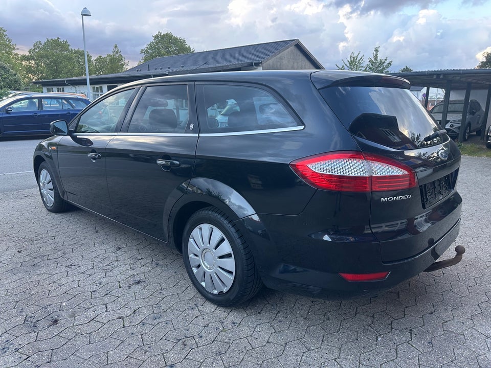 Ford Mondeo 2,3 Ghia stc. aut. 5d