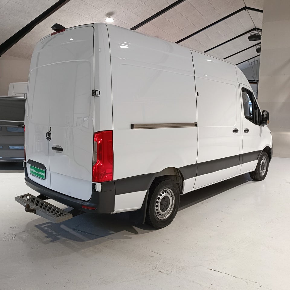 Mercedes Sprinter 317 2,0 CDi A2 Kassevogn aut. RWD