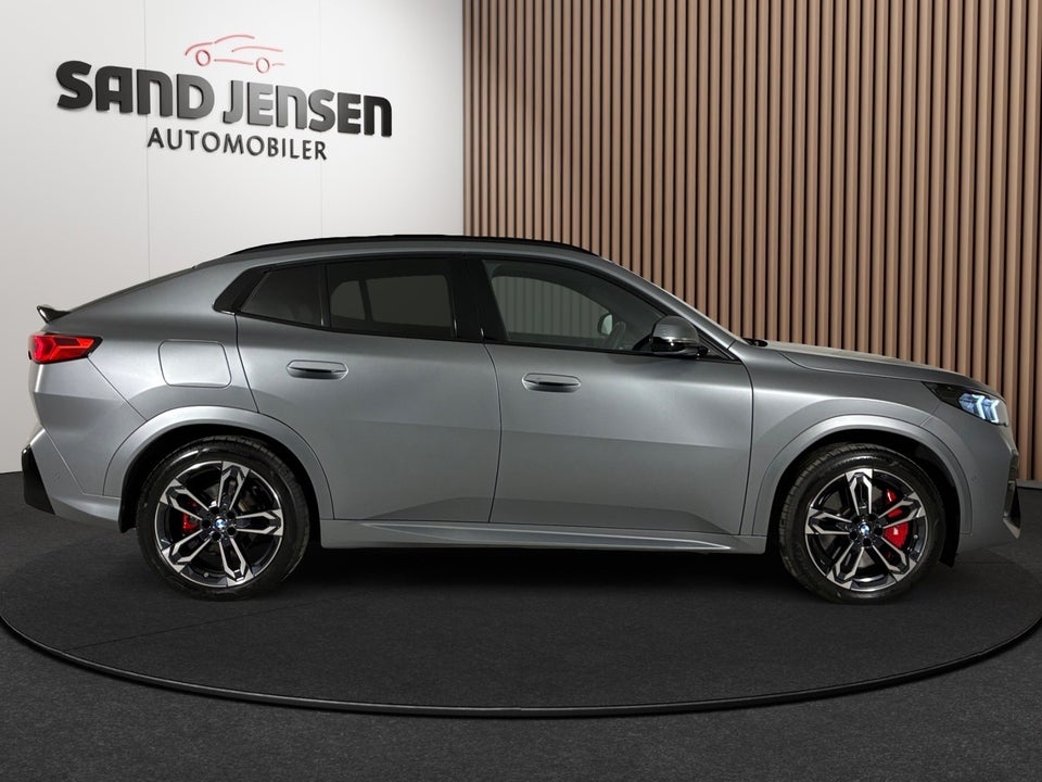 BMW iX2 xDrive30 Fully Charged 5d