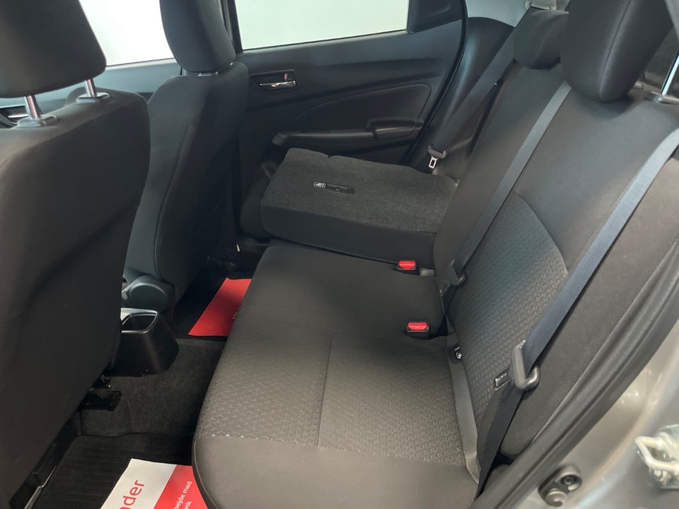 Suzuki Swift 1,2 mHybrid Exclusive CVT 5d