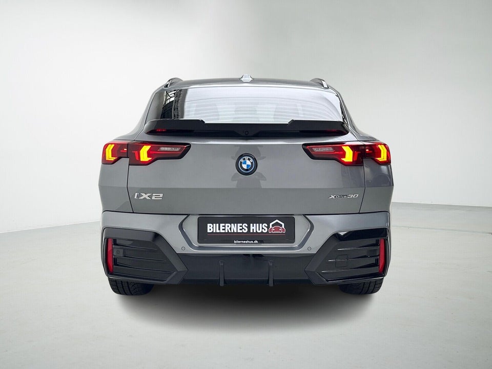 BMW iX2 xDrive30 M-Sport 5d