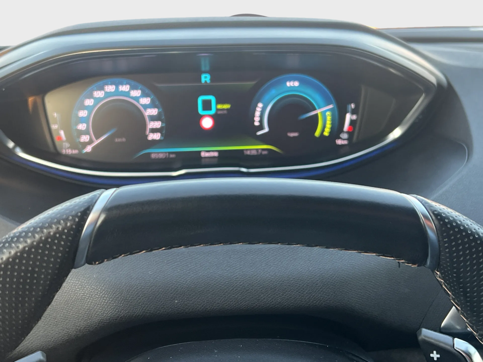 Peugeot 3008 1,6 Hybrid GT Line EAT8 5d