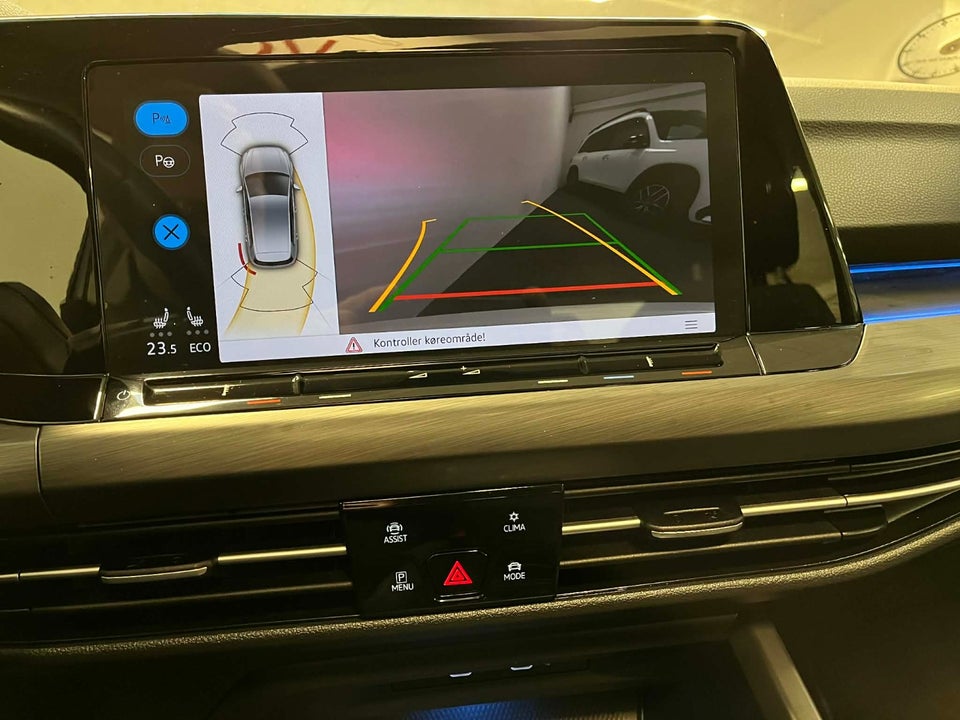 VW Golf VIII 1,4 eHybrid DSG 5d