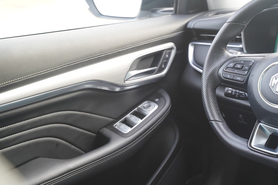 MG Marvel R Performance 5d